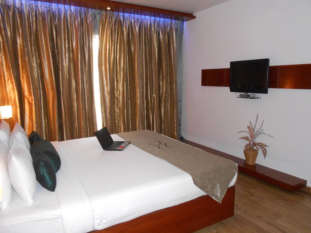 Citrine Hotel Bangalore Ngoại thất bức ảnh